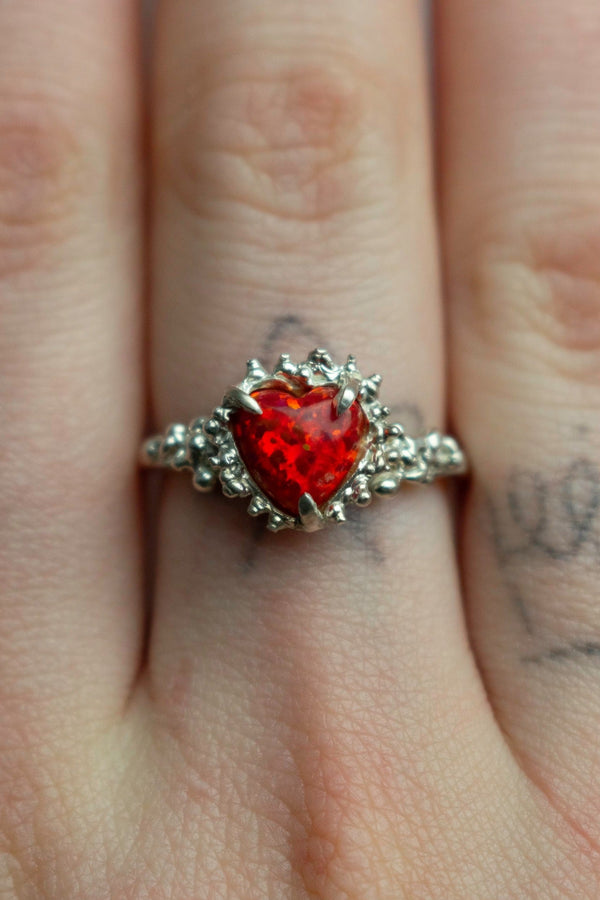 Synthetic Gemstones: A Modern Alternative