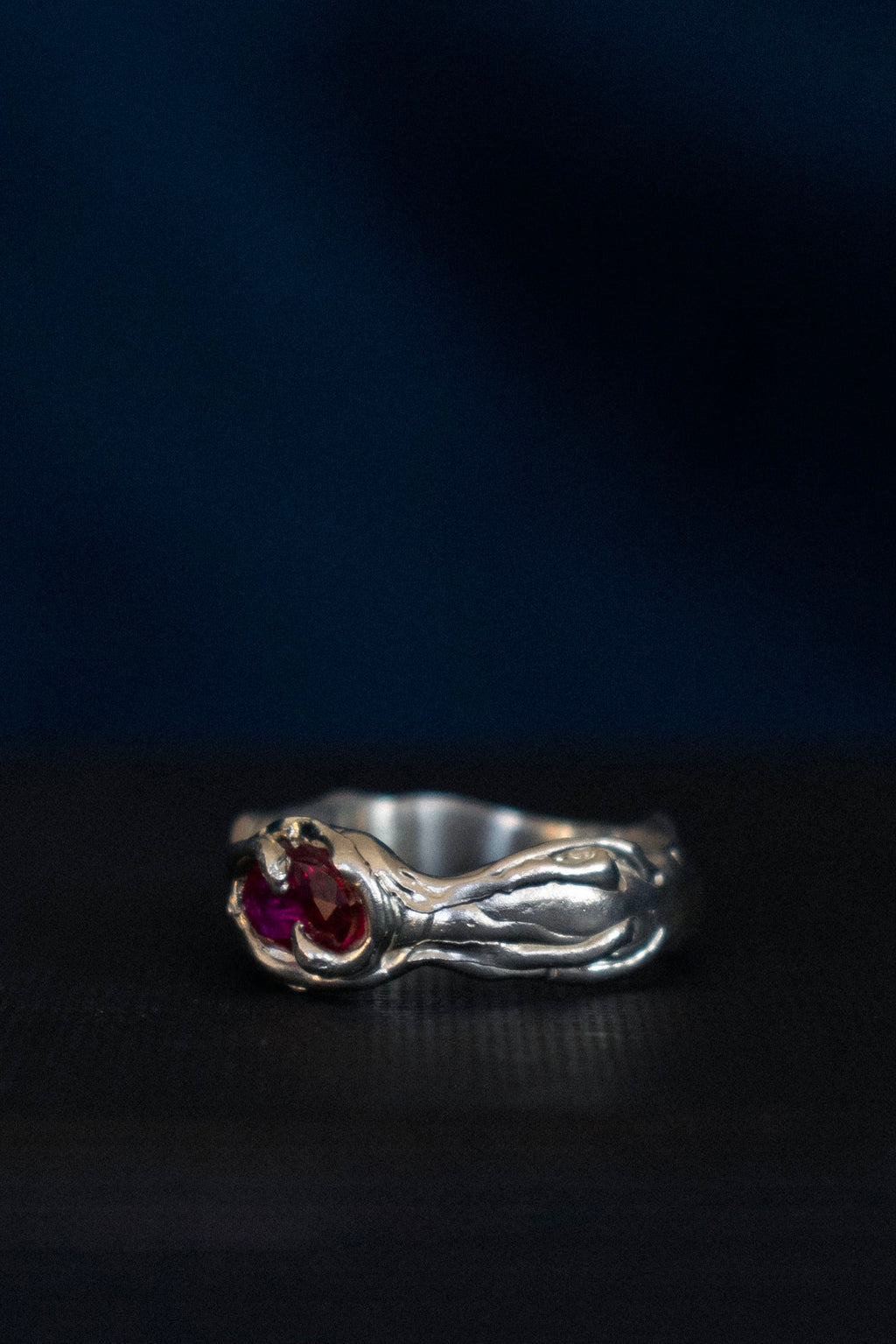 Murmuro Ring - Silver & Ruby