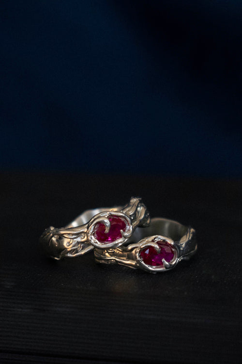 Murmuro Ring - Silver & Ruby