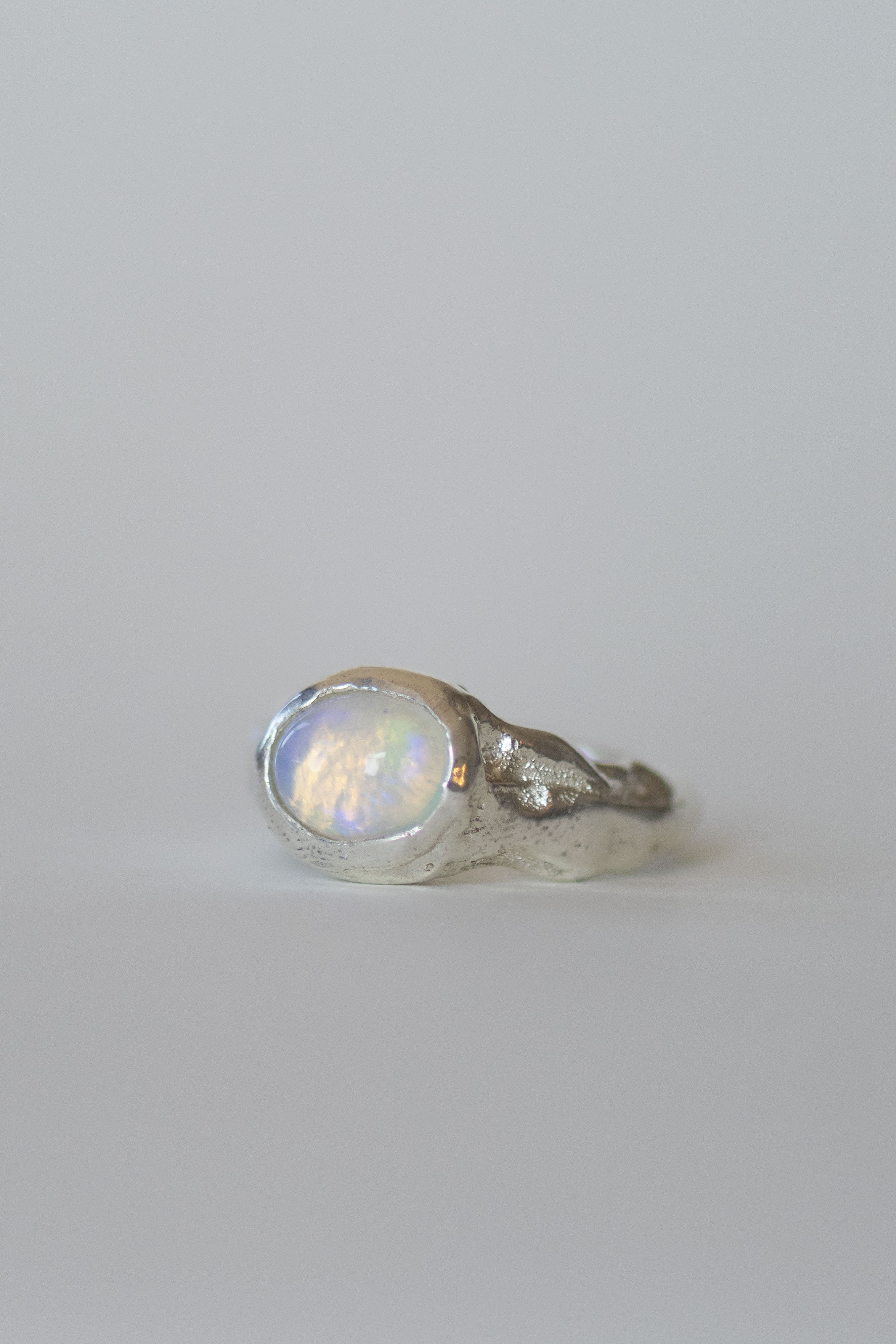 AURA RING IN SILVER UK N