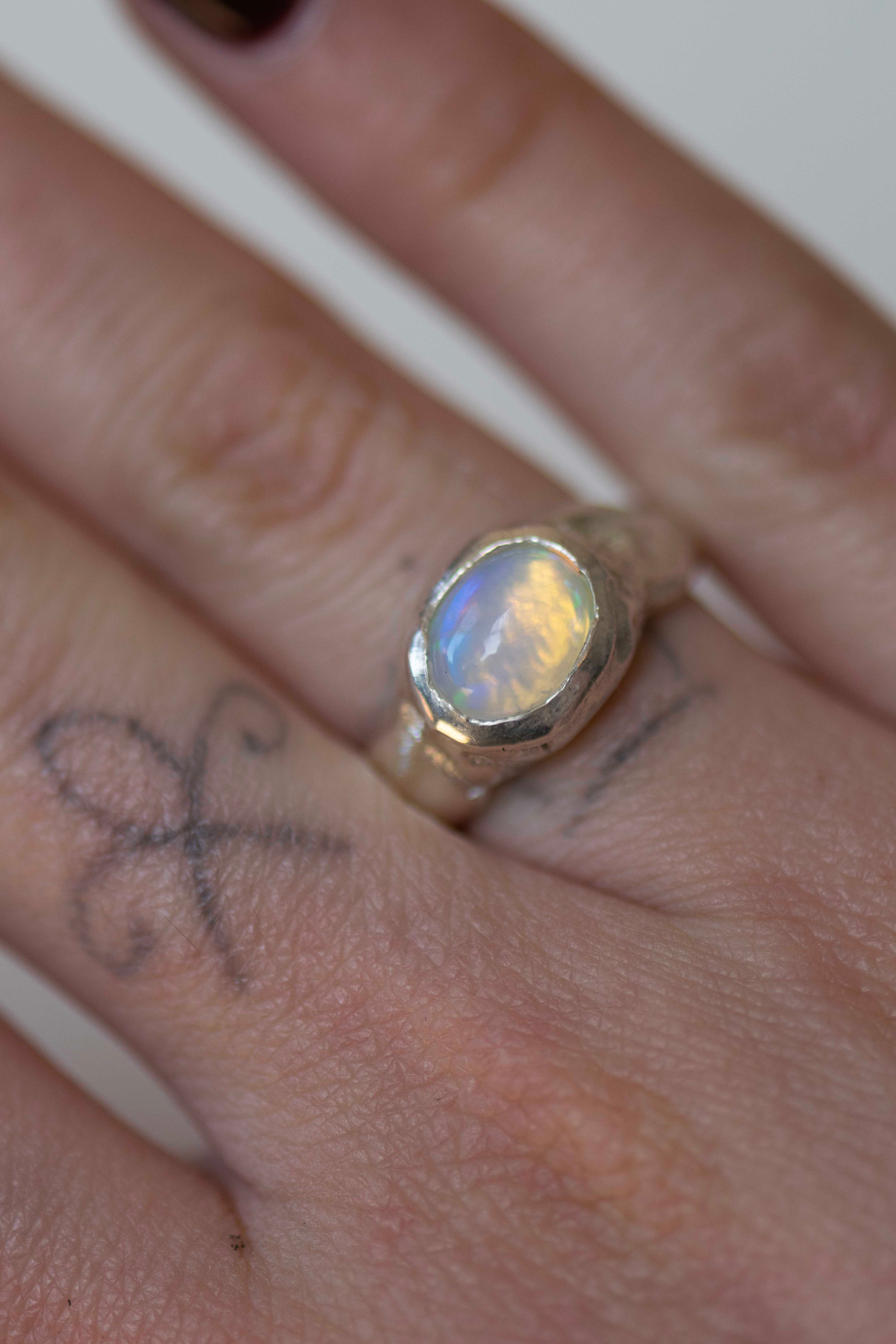 AURA RING IN SILVER UK N